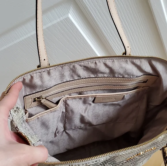 MK Python Tote - Picture 10 of 15